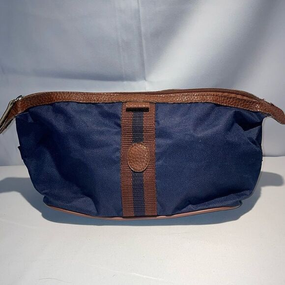 Makeup bag/toiletries bag - Picture 1 of 10
